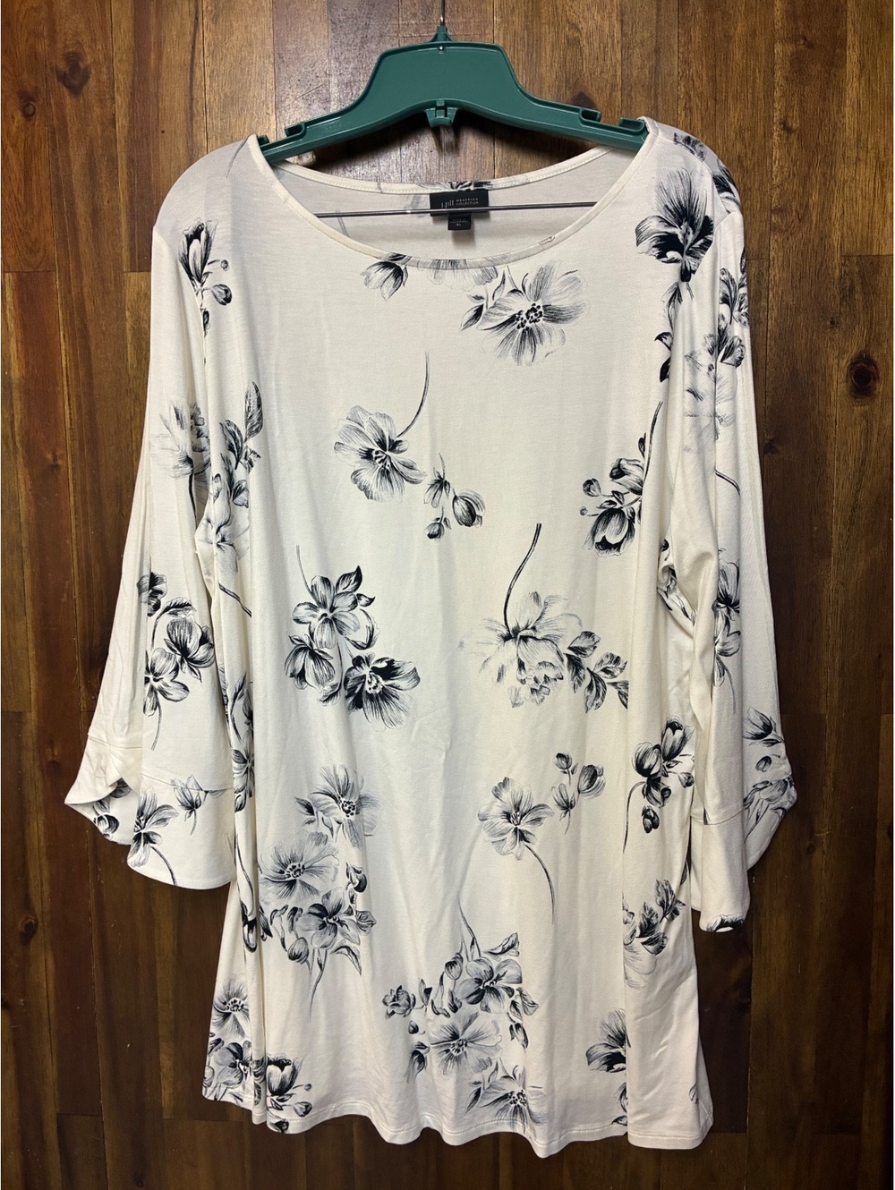 J.Jill Wearever Women’s XL Ivory Black Floral Tunic Top 3/4 Bell Sleeve Stretch